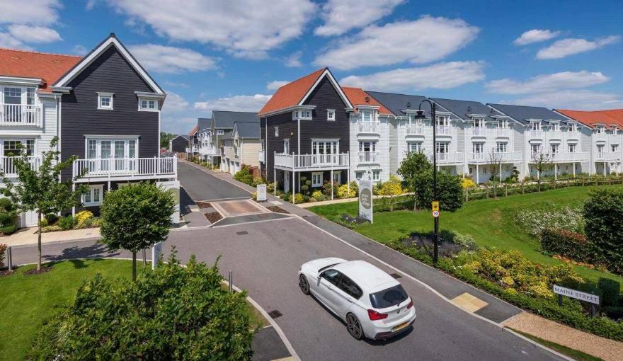Lakeside Lux Bedroom With Parking, M4 Jct 11, Next To Train Station Reading Eksteriør bilde